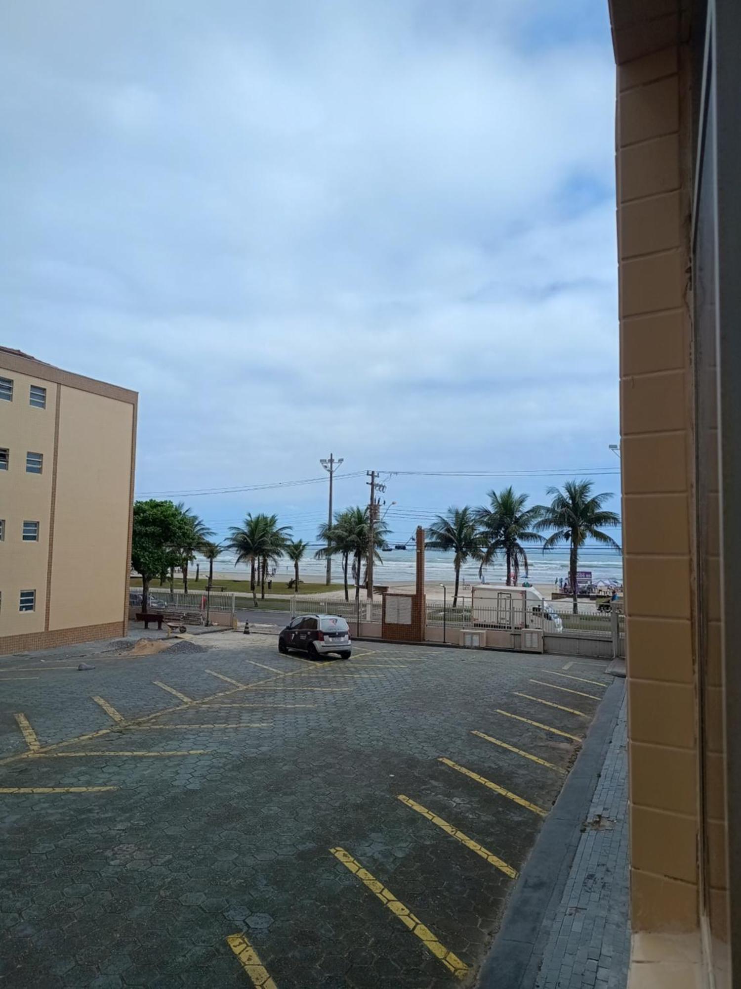 Kitnet em frente a Praia Praia Grande (Santos) Exterior foto